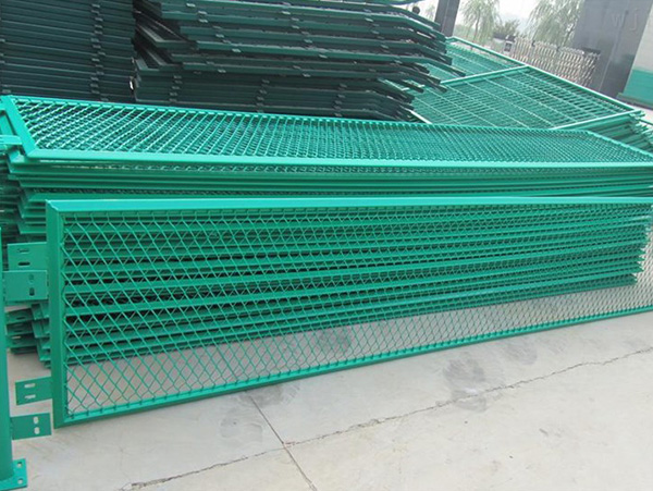 Anti glare net